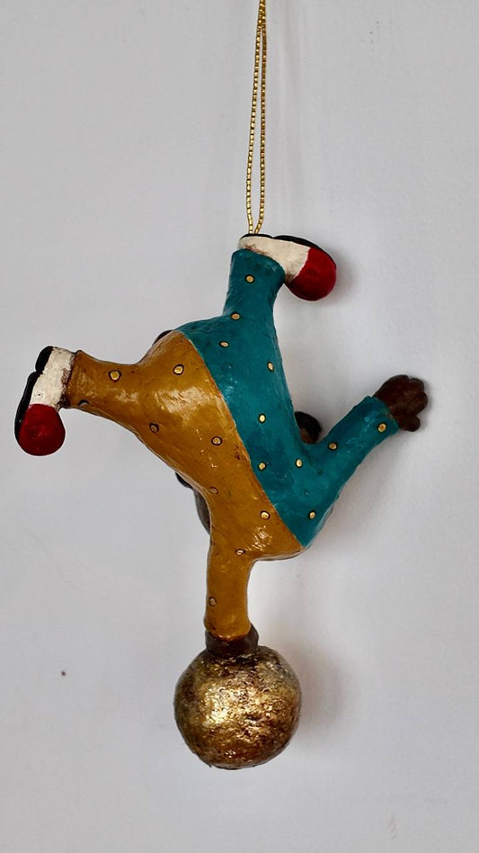 The Lightness of the Moment Serie : Hello Circus!