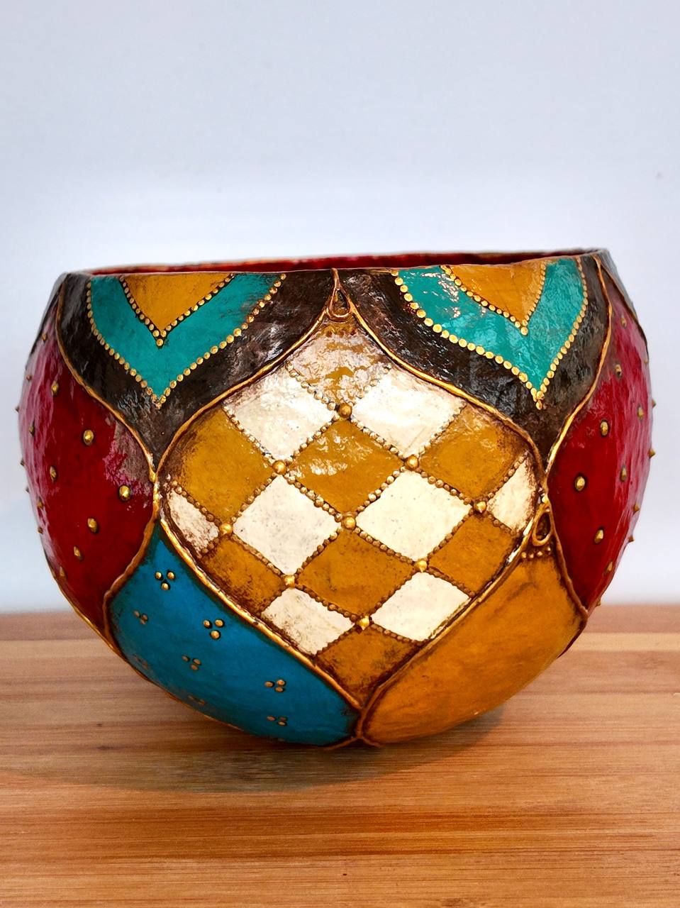 Arena in Bowls - Medium Bowl
