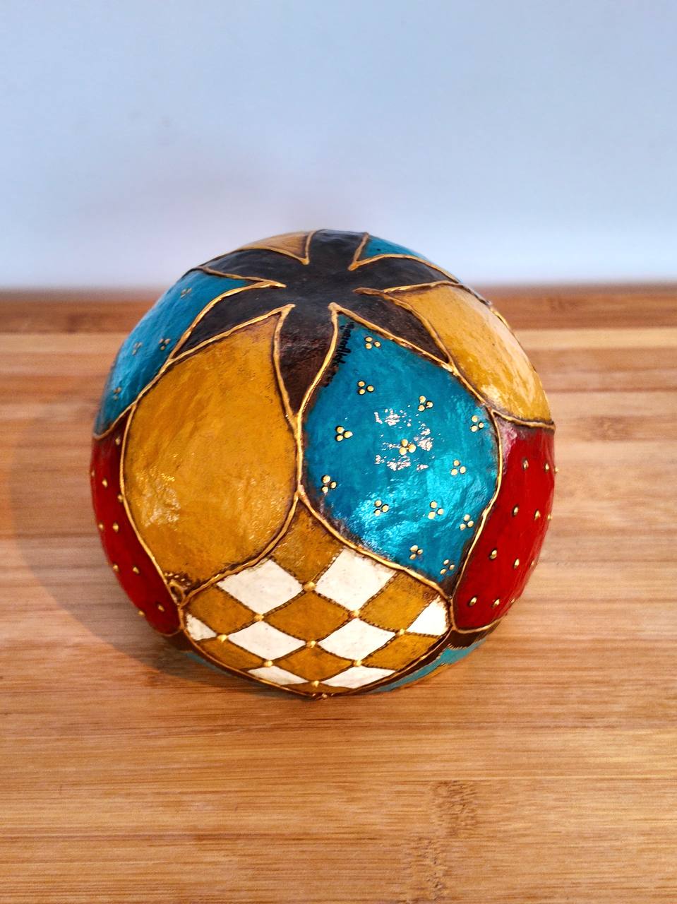 Arena in Bowls - Medium Bowl