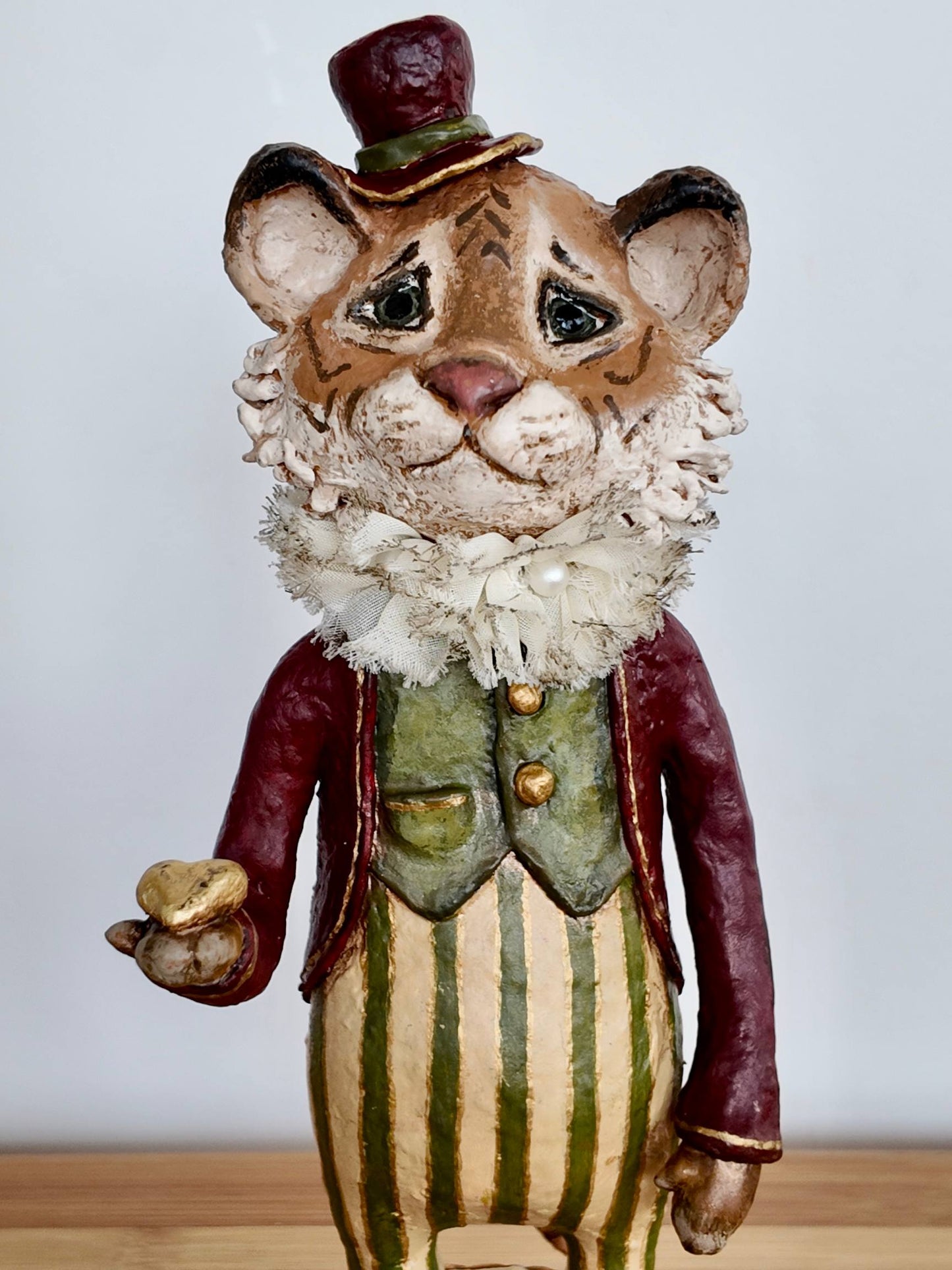 The Loyal Keeper   Series: Echoes of the Old Circus