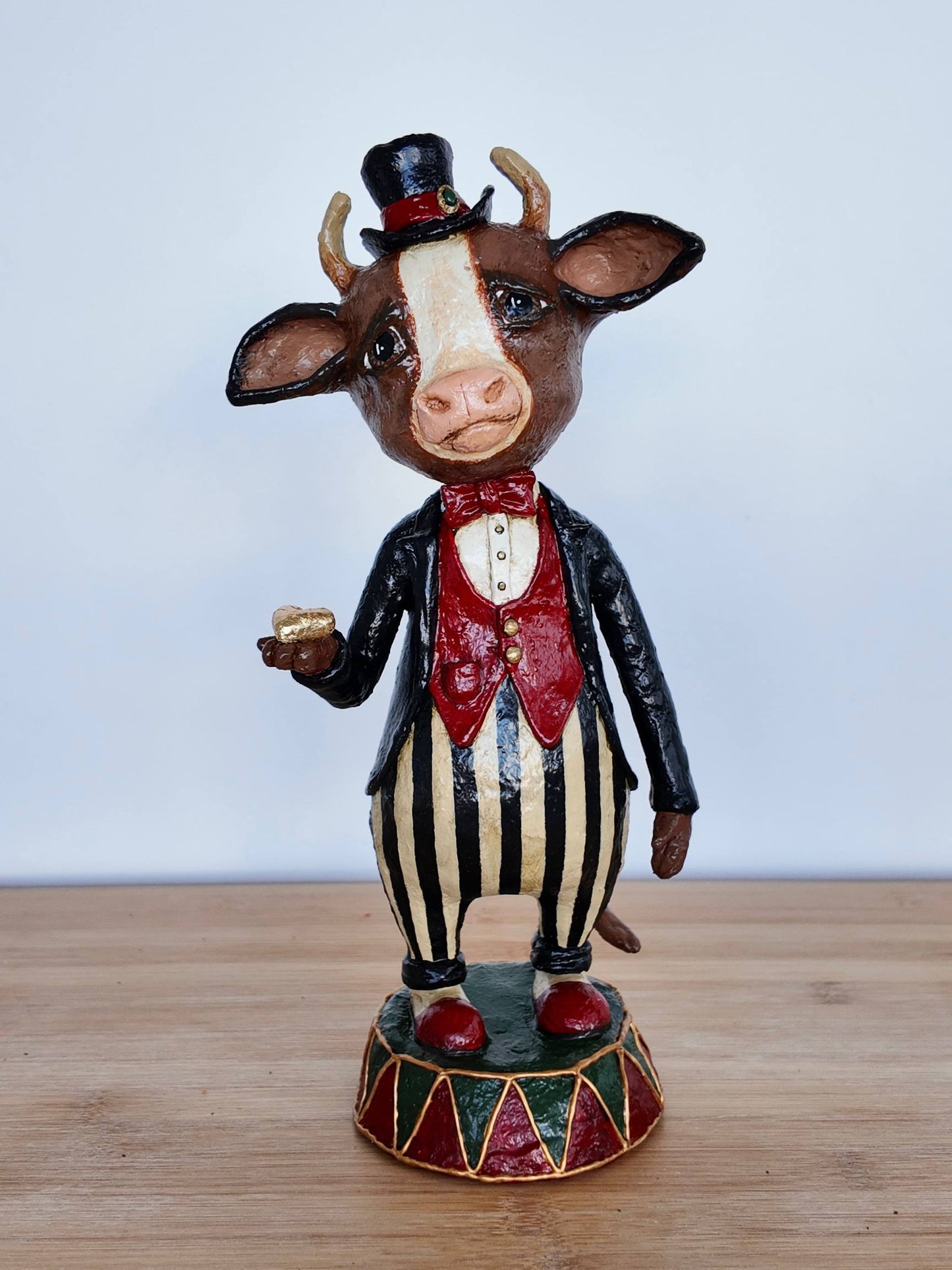 The Keeper of the Circus Heart “Echoes of the Old Circus”